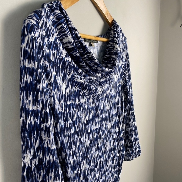 Rose & Olive Women's 3/4 Sleeve Blue/White Stretchy Tunic Top Size‎ Medium - Picture 4 of 13